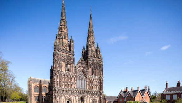 Things to do in Lichfield    Lichfield Cathedral