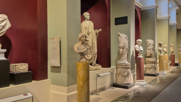 Things to do in Oxfordshire  Ashmolean Museum, Oxford