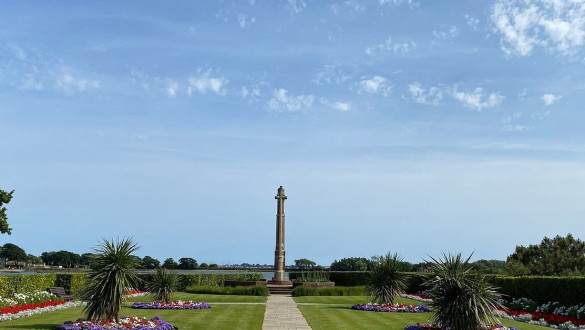 Things to do in Poole   Poole park 1
