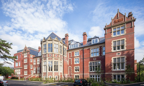 vb1846534 11 The Vincent Exteriors Web