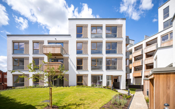 vb1846856 15   Latheram House   Exteriors   Web 1600x1067