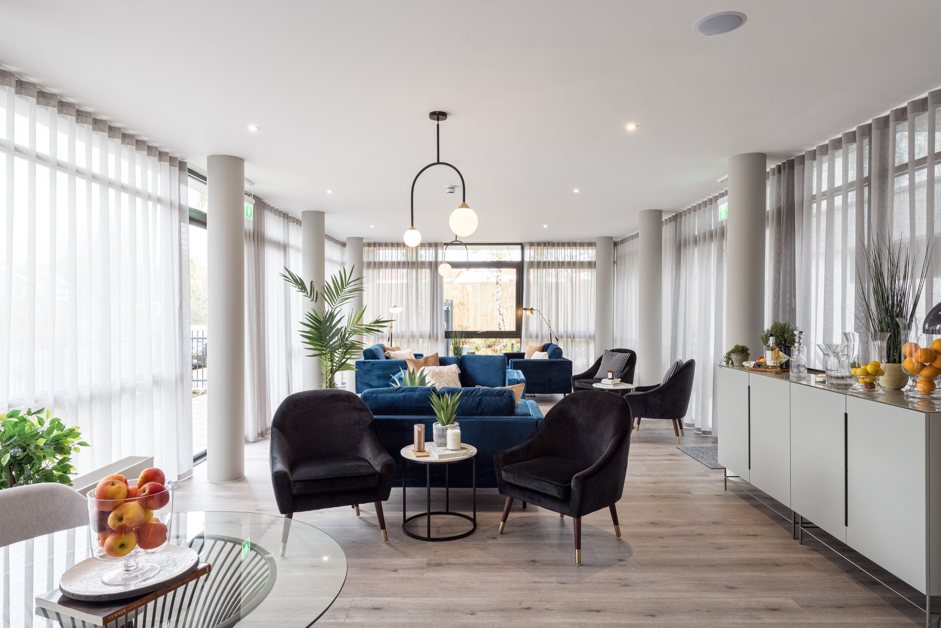 vb1877474 Taylor Place Lounge 1900x1267