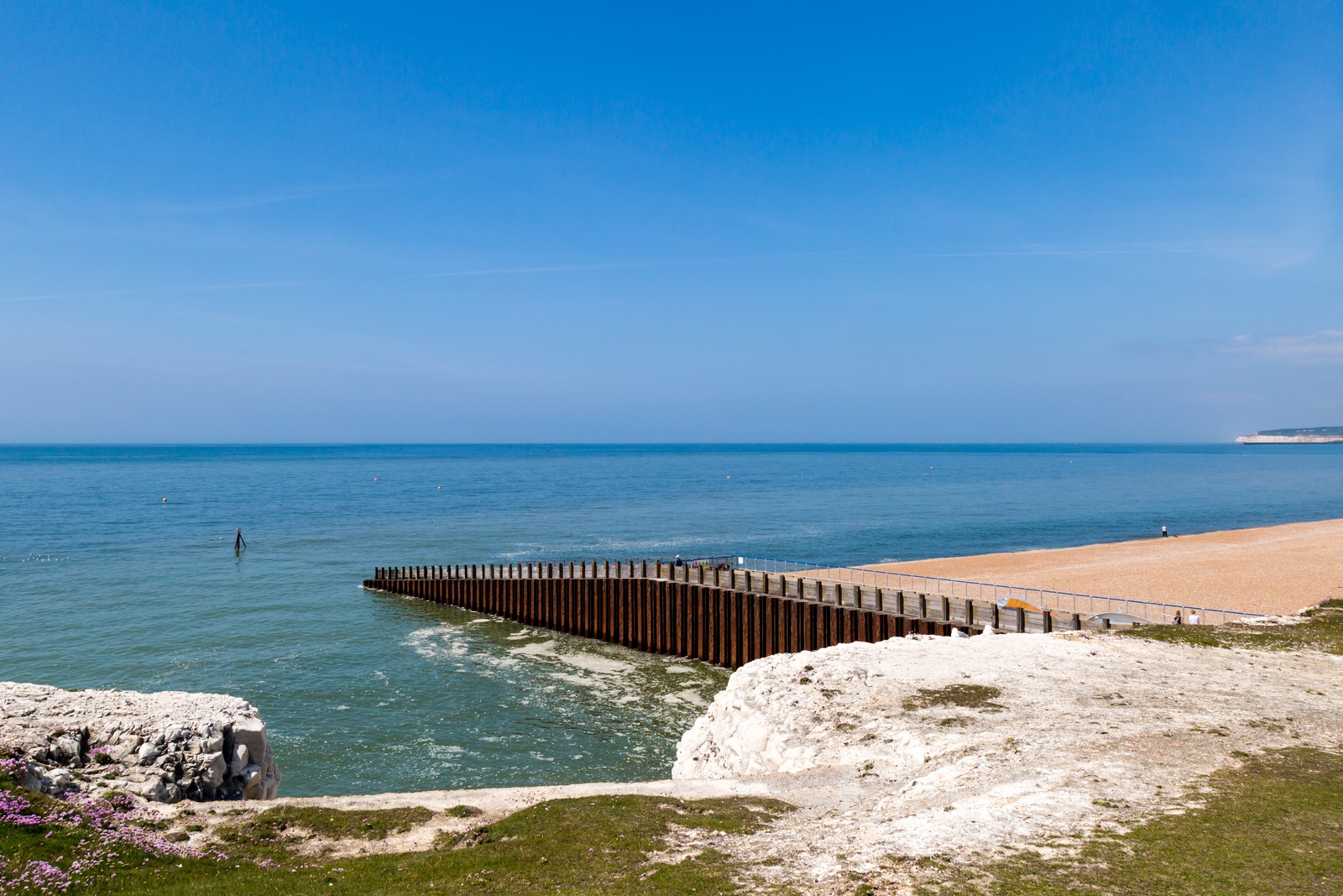 vb1891242 Scenic View Of Sea Against Blue Sky 1600x1067