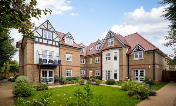 vb2070511 11   Wharf Lane   Exteriors   Full 1900x1267