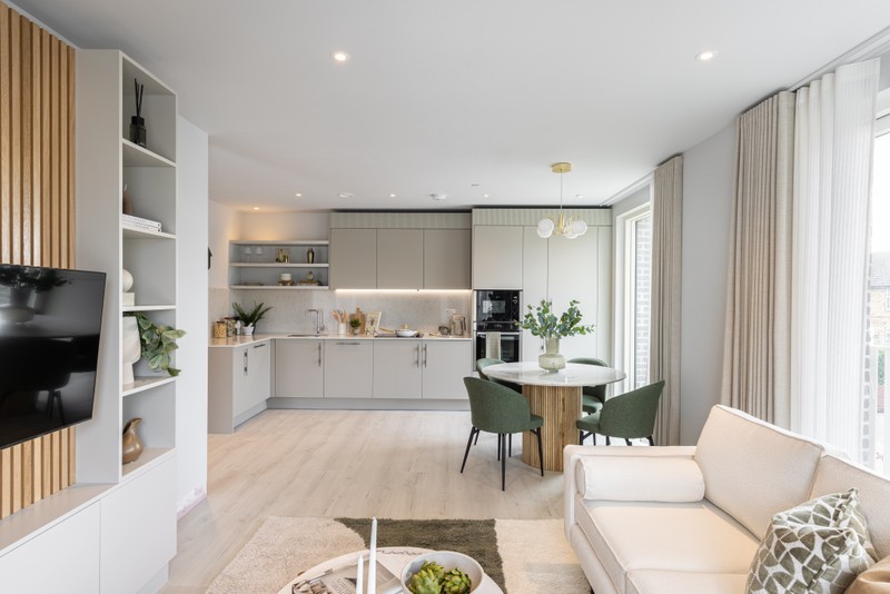 vb5130234 Cobham 2 Bed 033 800x534