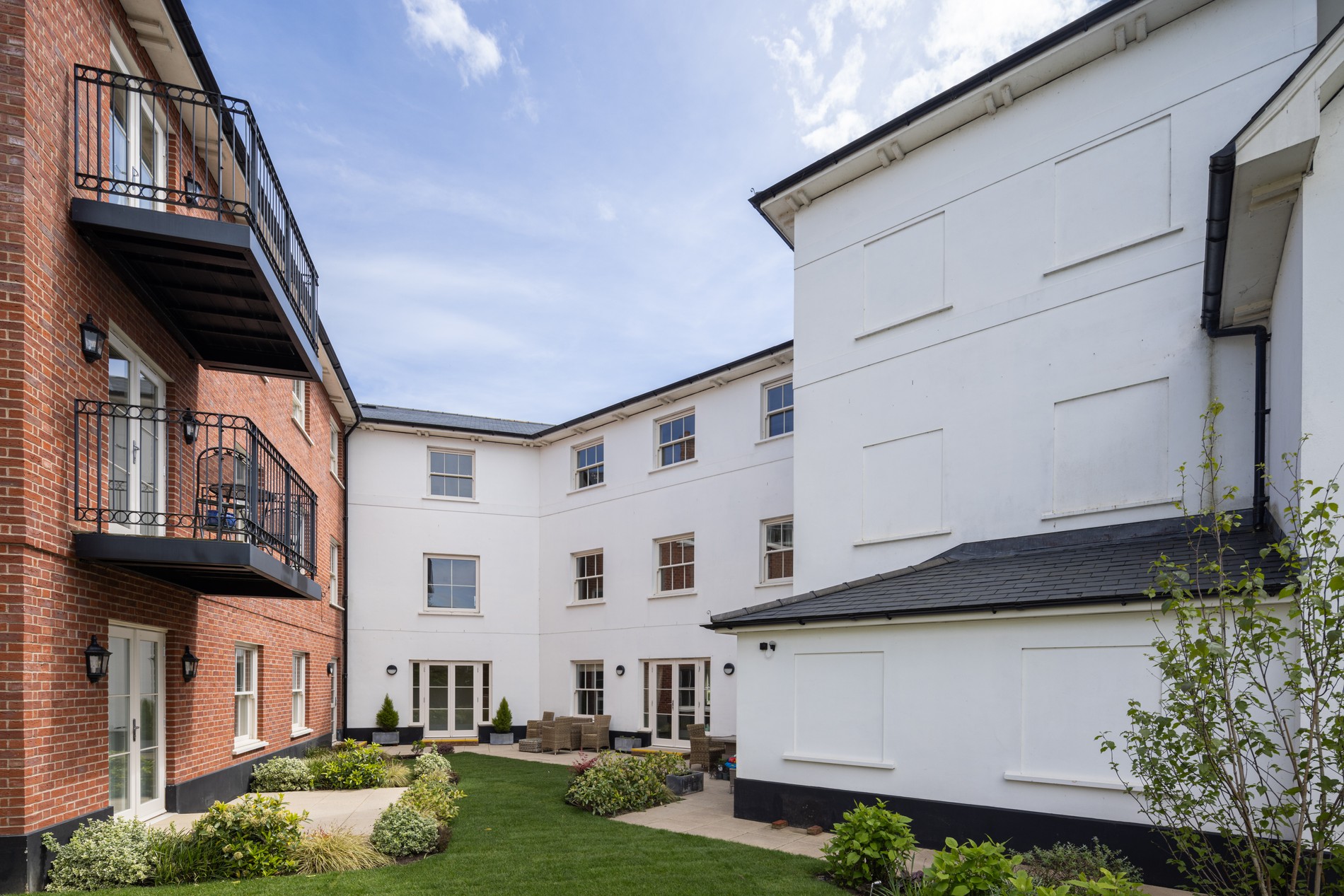 vb5160034 Fleur Wimborne 005 1900x1267