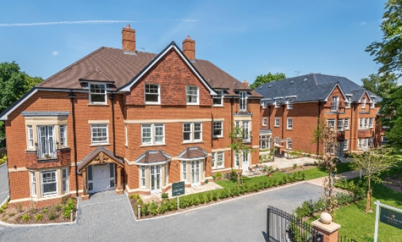 Crowthorne External Entrance FitMaxWzkzMCwzMzZd v2