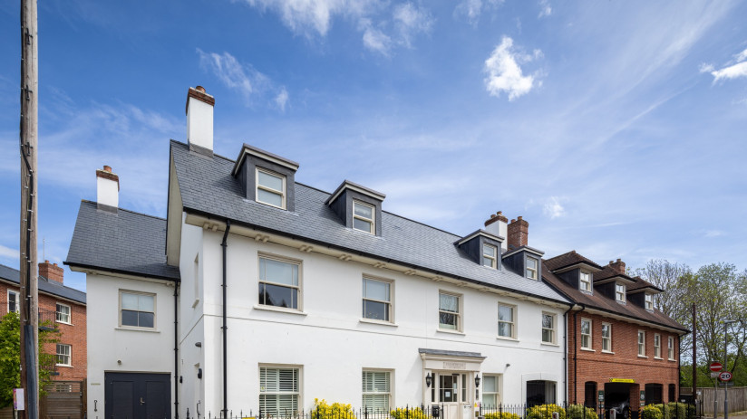 vb5160035 Fleur Wimborne 003 1900x1563