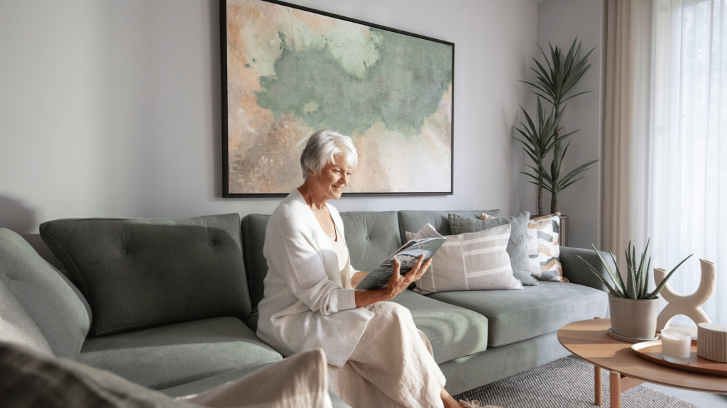 Lifestyle Cobham lady reading 1920 x 1080