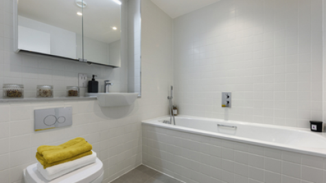 055 Key Features Bathroom