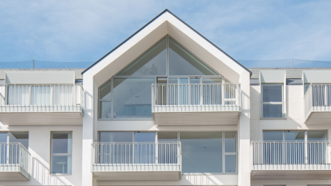 feature image balcony v3