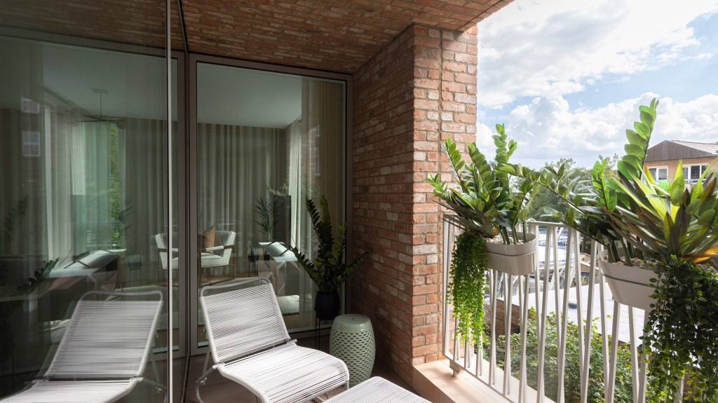 vb2058684 Belle Vue Apt 15 Balcony 2 Bedroom 2022 3200x2134