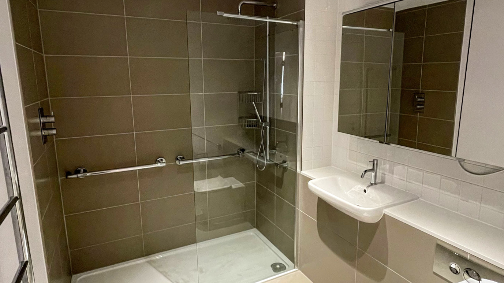 46 Belle Vue 6