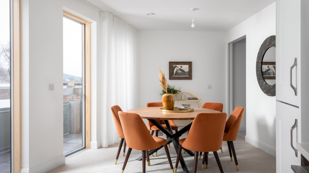 vb1957193 7   Latheram House   Apt 23   Full 1600x1067