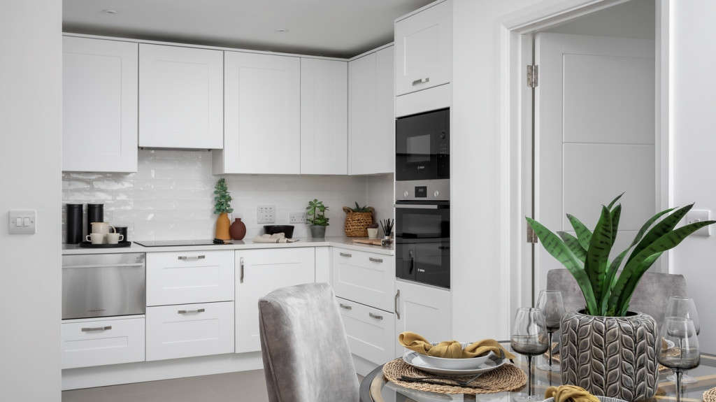 vb1957126 1 Latheram House Apt 4 Full
