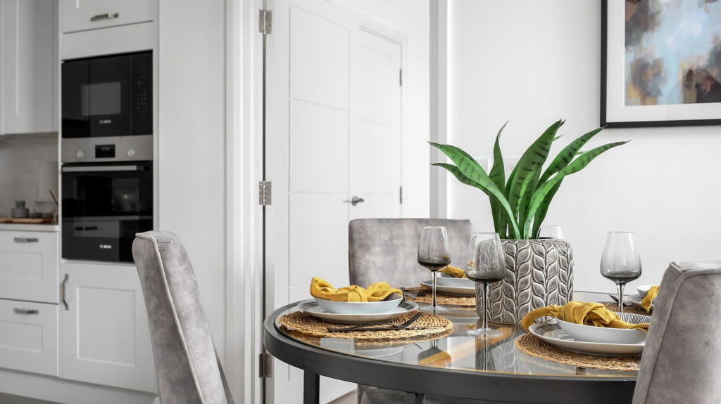 vb1957127 2 Latheram House Apt 4 Full