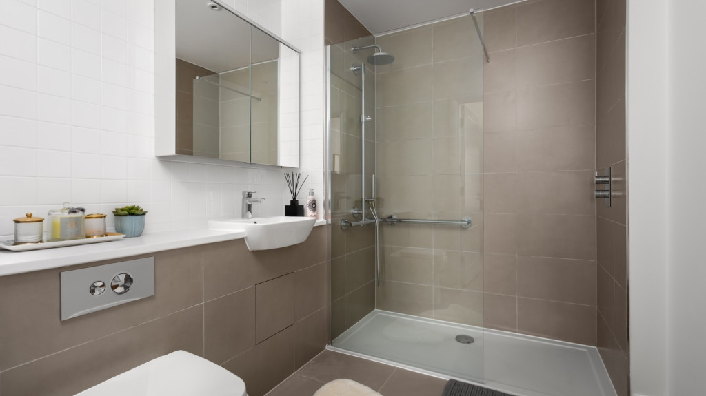 vb1957224 14   Latheram House   Apt 42   Full 1600x1067