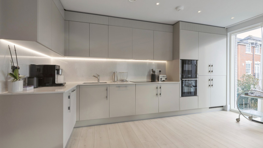 vb5626540 102593 Apartment 10 Pegasus Cobham Bowers 74 Portsmouth R 10  1600x1067