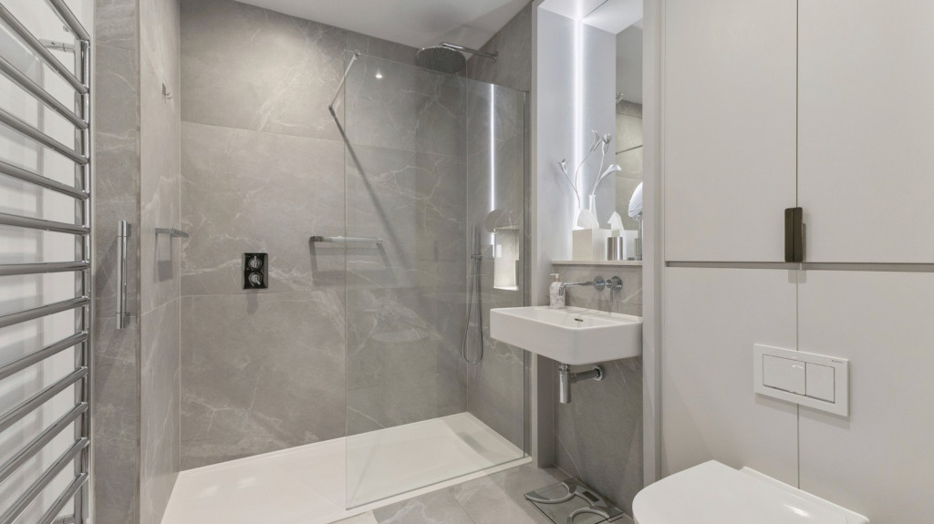 vb5626548 102593 Apartment 10 Pegasus Cobham Bowers 74 Portsmouth R 24  1600x1067