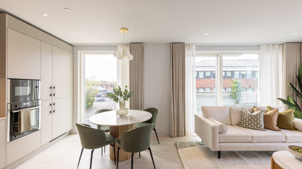 vb5130227 Cobham 2 Bed 008 1600x1067