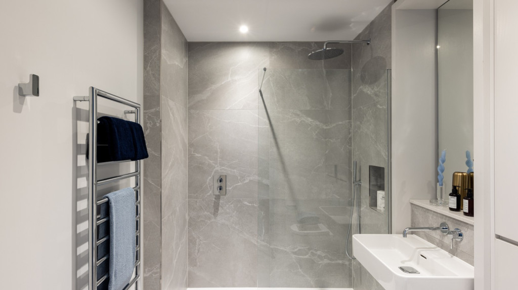 vb2154627 Cobham 1 Bed 010 1600x1320 1