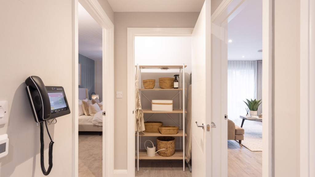 vb5109256 LS Lichfield Bonds 031 1600x1067