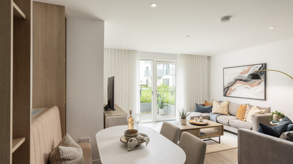 vb5136604 Bath Leat Apt 2 034 1600x1067