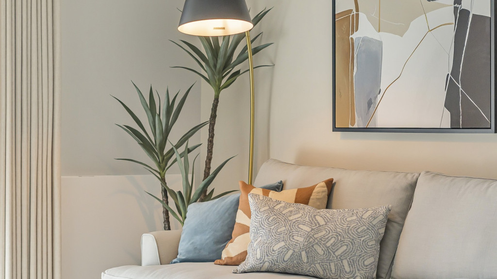 vb5262049 1181579  16  1600x1068