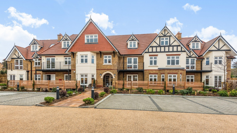 vb1831281 661030  33  1600x1068