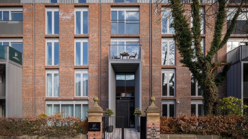 vb1853086 055   Externals   HR  20  1600x1067