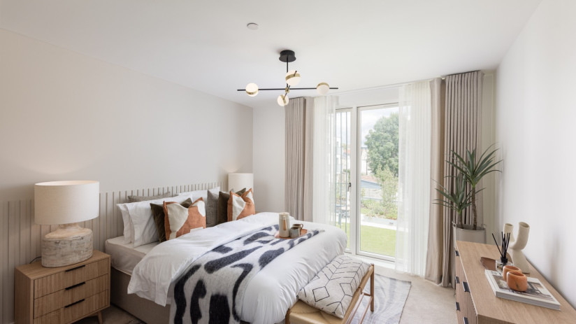 vb2272349 Pegasus Bath Leat 380 1600x1067