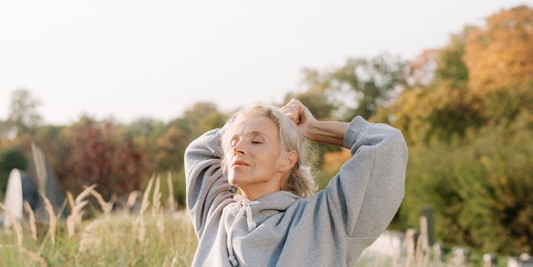 vb5129672 Lifestyle woman 2 533x800