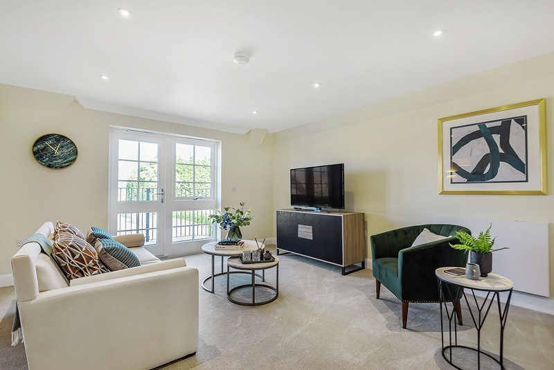 vb1967303 Renaissance Wharf Lane Bourne End Apt 9 1 2