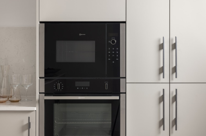 vb1877874 Cobham Kitchen Oven Spec 002 1600x1067